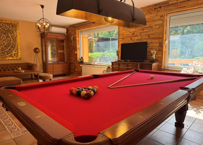 Boyana & Relax With Hot Jacuzzi And Sauna By Bookvillabg * Σόφια