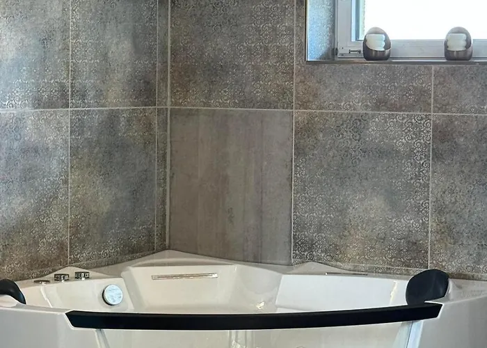 Boyana & Relax With Hot Jacuzzi And Sauna By Bookvillabg Villa