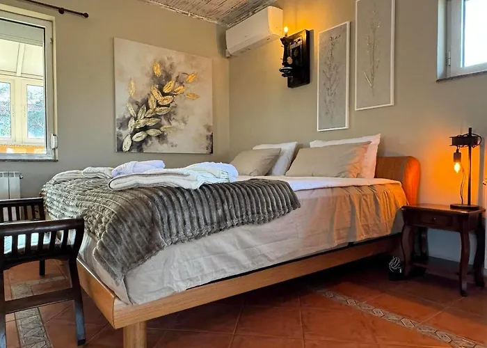 Boyana & Relax With Hot Jacuzzi And Sauna By Bookvillabg * Sofia