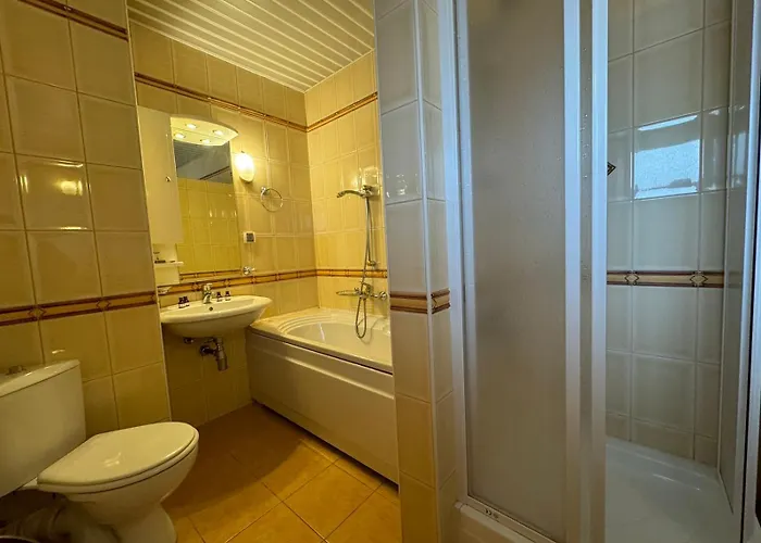 Villa Boyana & Relax With Hot Jacuzzi And Sauna By Bookvillabg Sofia