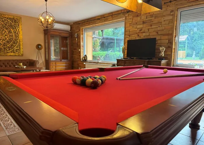 Boyana & Relax With Hot Jacuzzi And Sauna By Bookvillabg *