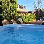 Boyana & Relax With Hot Jacuzzi And Sauna By Bookvillabg Sofia